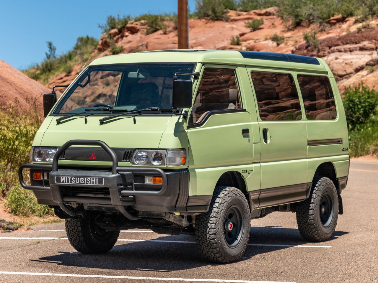Mitsubishi Delica